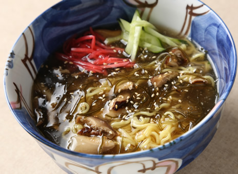 こんぶとシイタケのあんかけラーメン