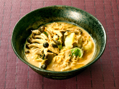 キノコと白菜の卵とじ豆乳ラーメン料理画像