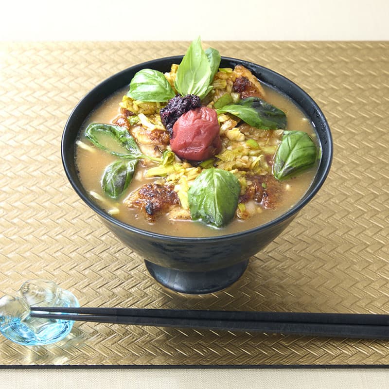 バジル香る和歌山まるまるっとラーメン