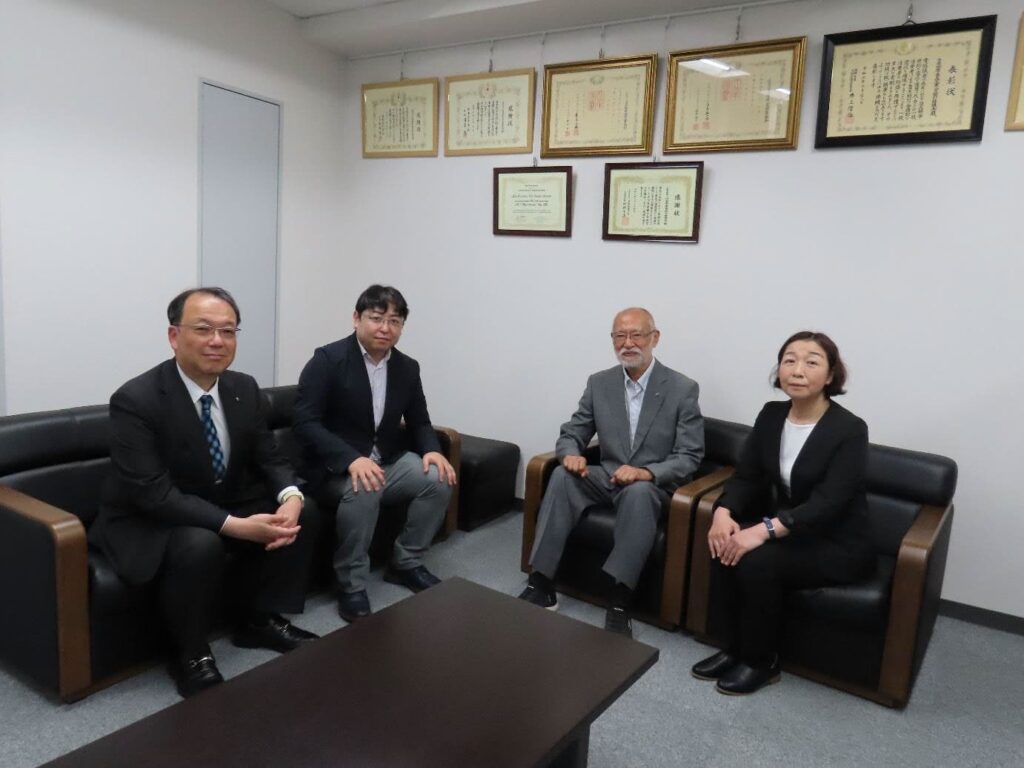 紙上座談会「食から拓く「生きる力」」を開催しました
